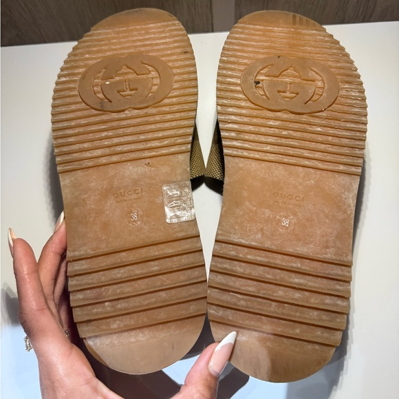 ✨Gucci Women’s platform slide sandal ✨ - Picture 5 of 5